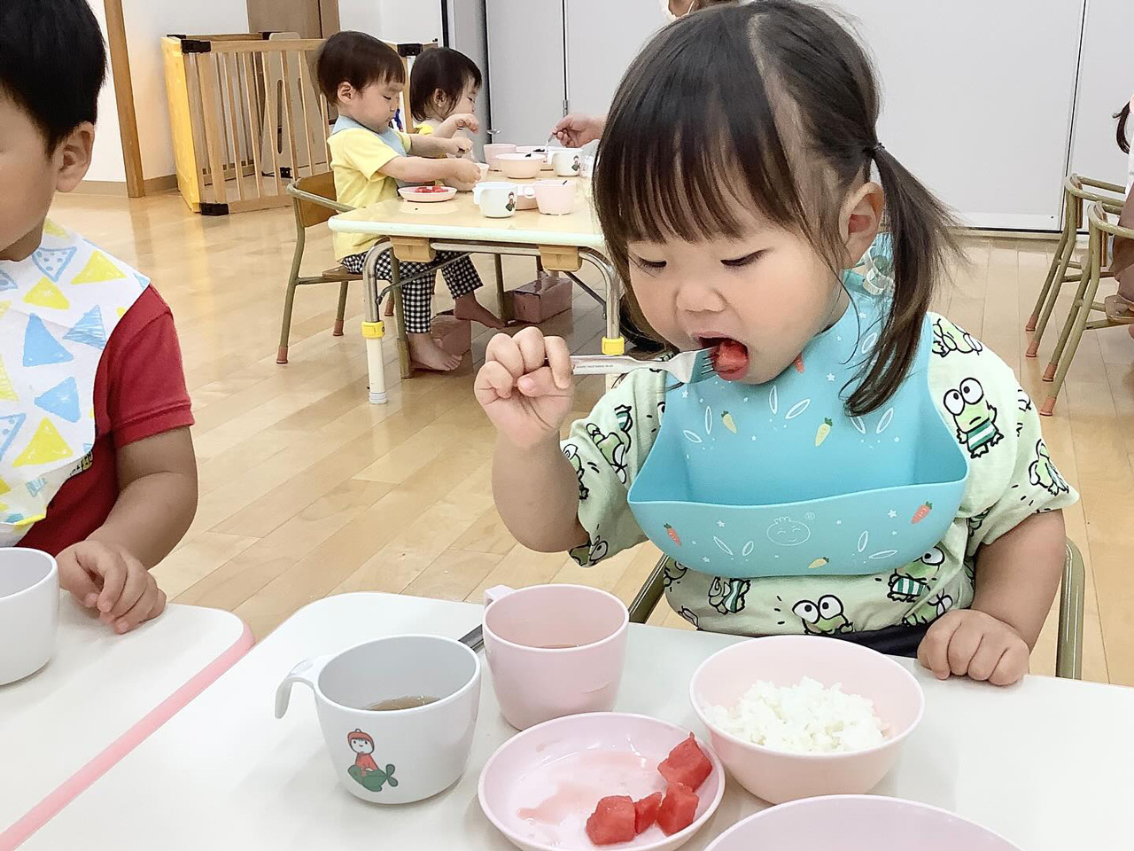 あいみー梶ヶ谷保育園 スイカ割り