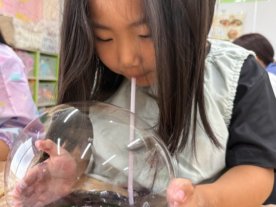 あいみー溝口保育園 3.4.5歳児　手作りスライム遊び