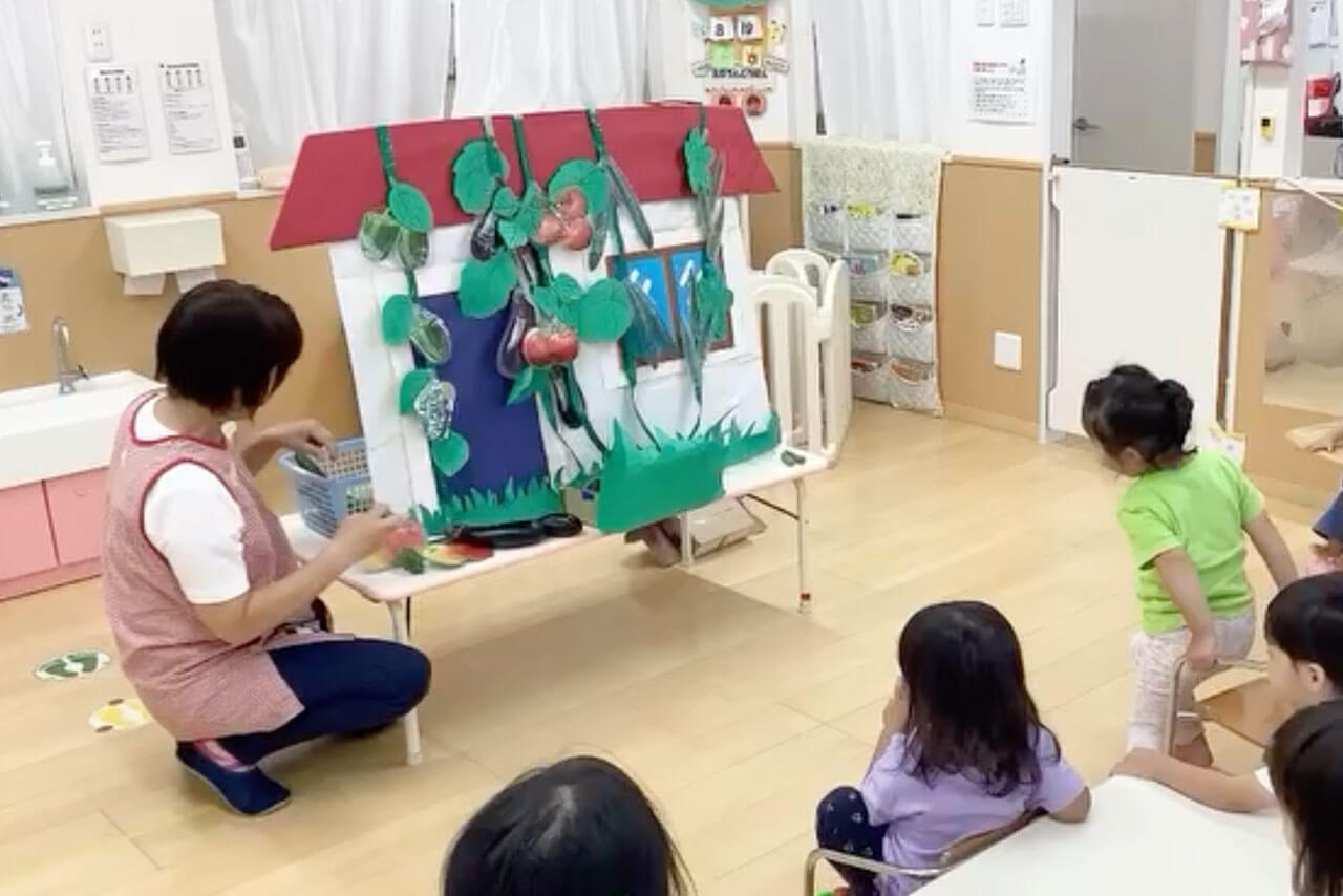 あいみーBelle新梶ヶ谷保育園 土の上の野菜