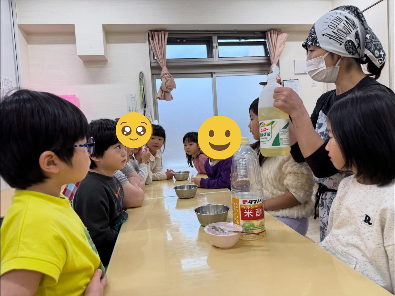 あいみー溝口保育園 『4・5歳児クラス 食育 ドレッシング作り』