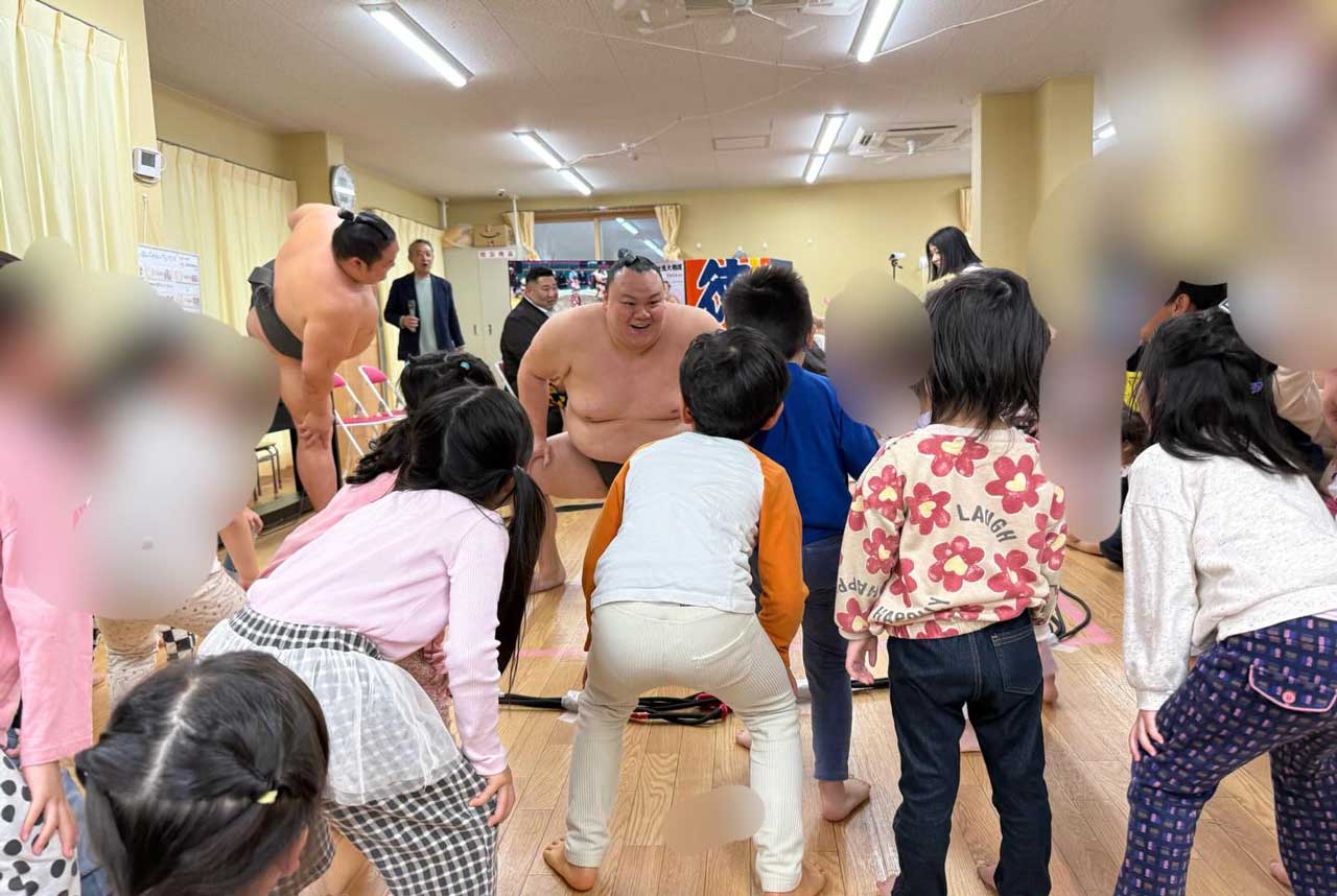 あいみー溝口保育園 お相撲さんと遊ぼうイベント