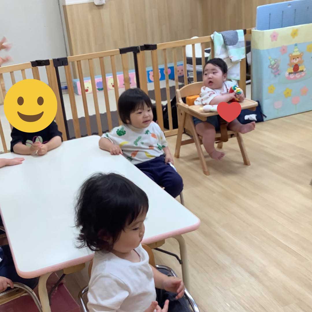 あいみー高津保育園 0歳児ひよこ組