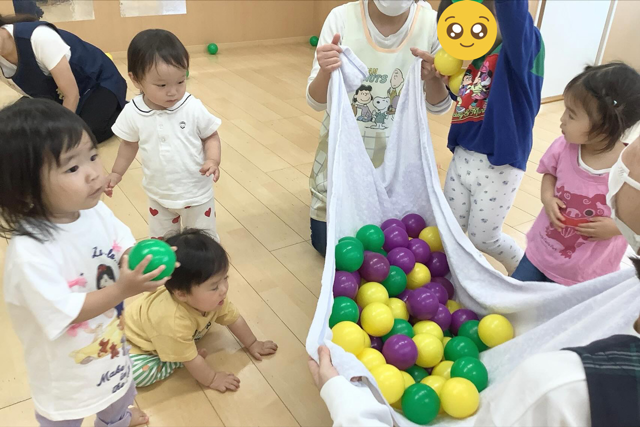 あいみーBelle新梶ヶ谷保育園 室内でも元気いっぱい