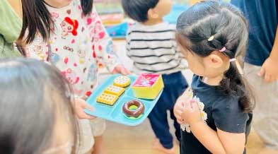 あいみー平間保育園 5歳児 x 1歳児 異年齢交流